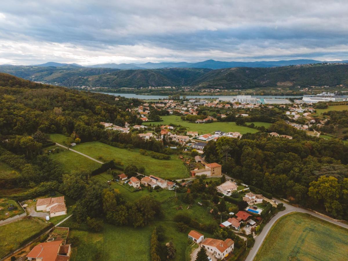 Sky - Gite Meuble & Confort Drome - Ecolodgite Laveyron Dış mekan fotoğraf